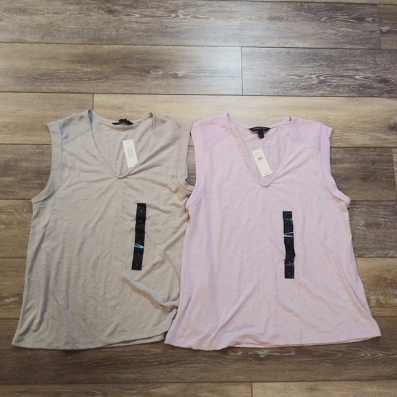 Banana Republic Tops - Bundle Banana Republic Gray and pink shirts NWT